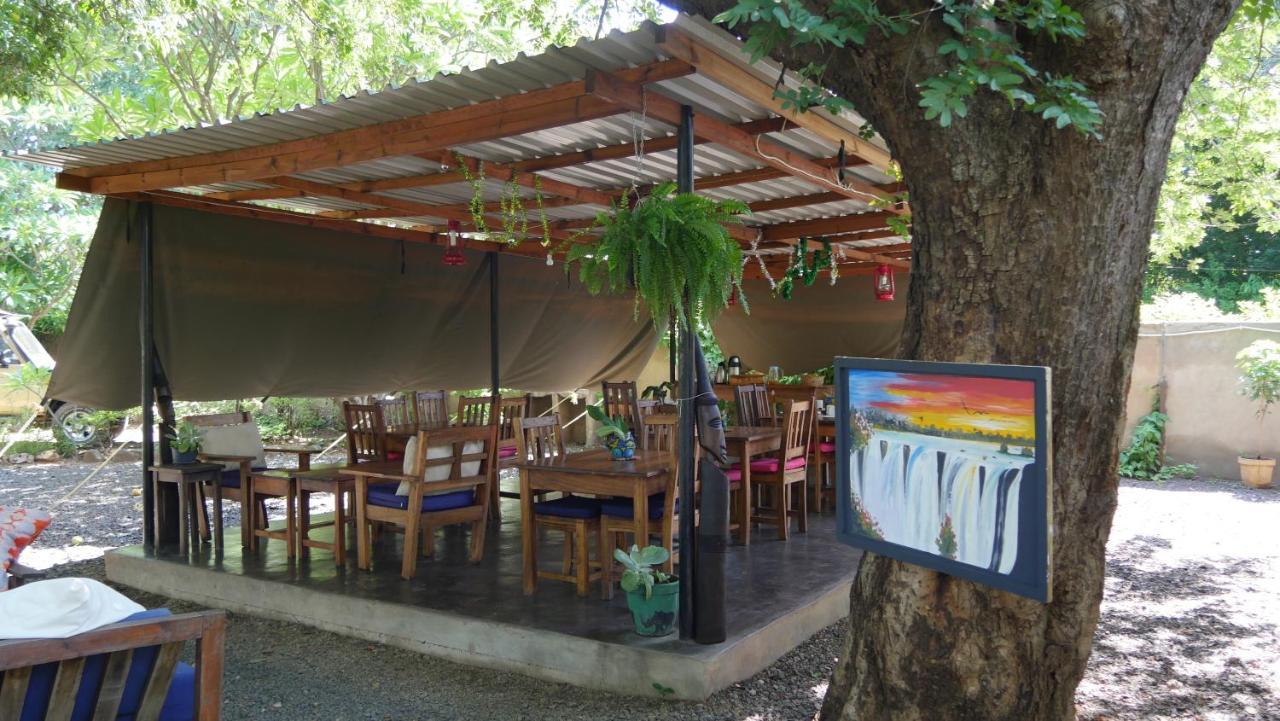 ליבינגסטון Kamunjila Lodge מראה חיצוני תמונה