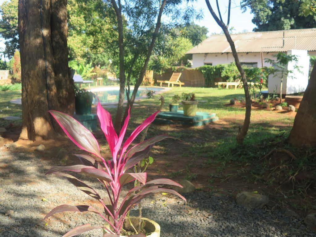 ליבינגסטון Kamunjila Lodge מראה חיצוני תמונה